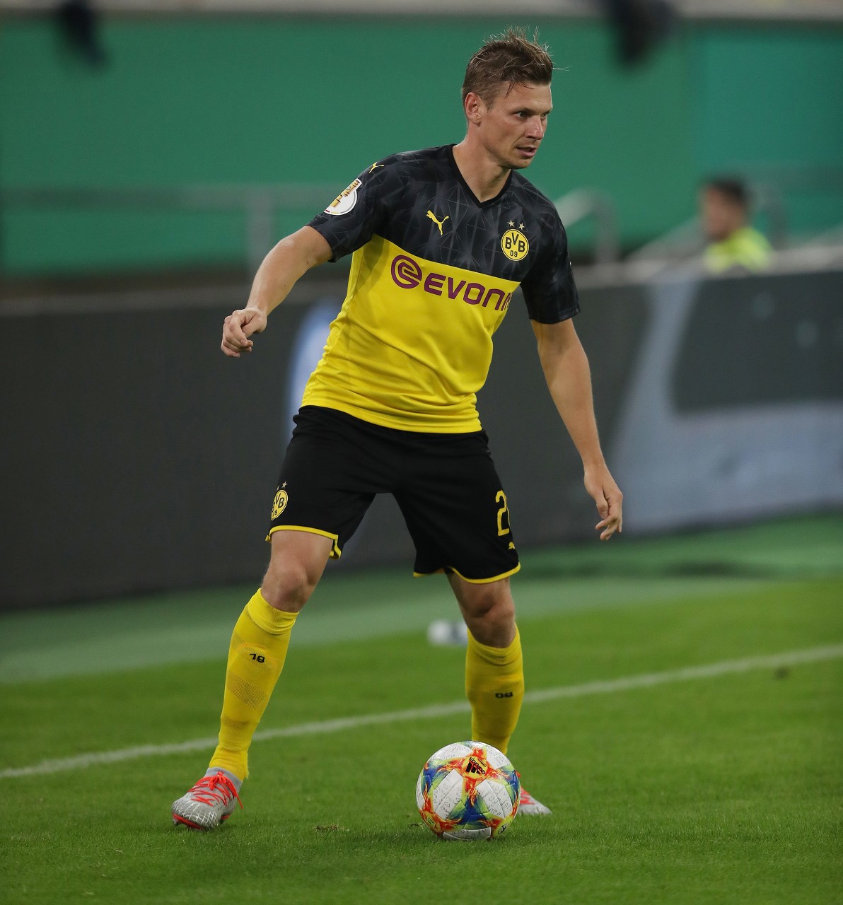 开云体育app下载-德天空：执教8场仅拿2分，多特名宿皮什切克辞去波兰乙球队帅位